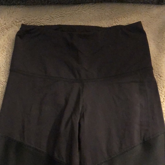 🔹4 for $30 Small Reebok Black Workout Leggings - Picture 4 of 7